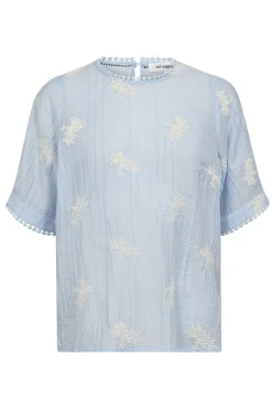 AmeliaCC Emb SS Blouse 23Pale Blue 45098