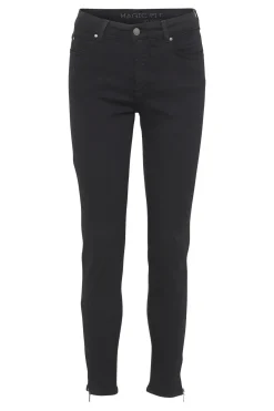 COMFORT FIT with Zip Black 5226/325