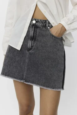 DAFNESW SKIRT 1015 Washed black S253271