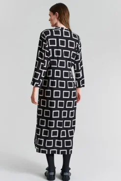 Iki kjole med knapper HOPSCOTCH 25724075311