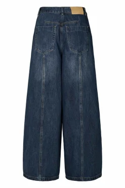 Lane Dark Wash W2532102