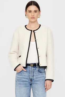 Logan IVORY A0110223