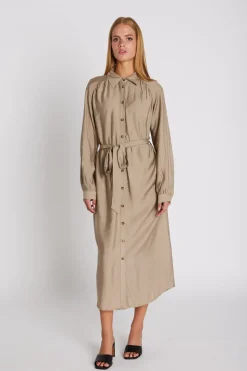 7639RDFDaria dress 154 Sandstone RDF593